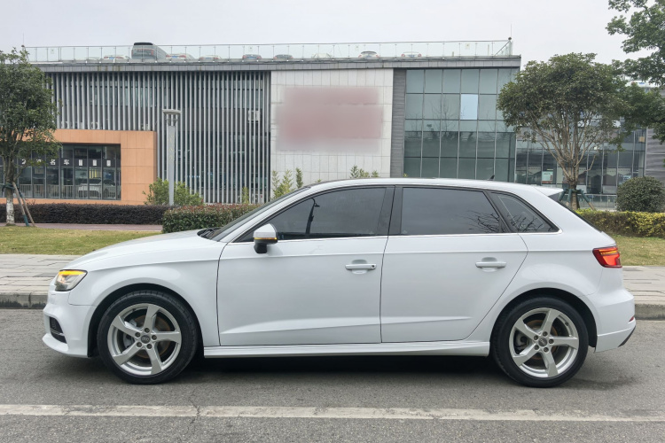 奥迪A3 2020款 Sportback 35 TFSI 时尚型 国VI车身外观6004