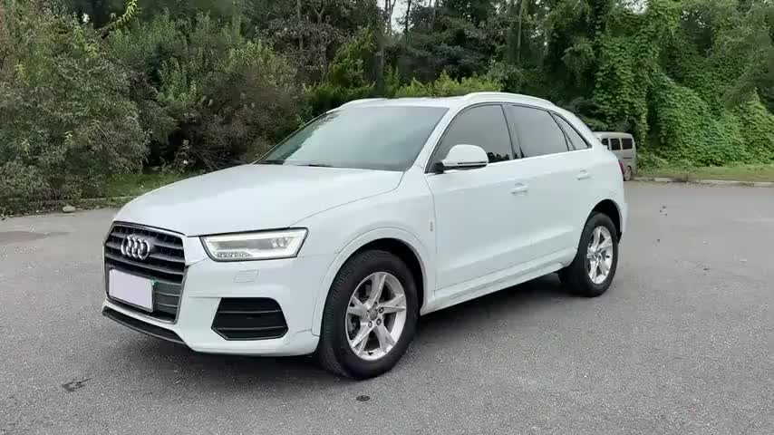 奥迪Q3 2018款 30周年年型 30 TFSI 时尚型实拍1