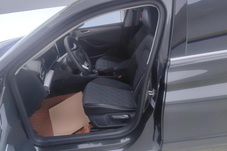 大众 速腾 2023款 300TSI DSG超越版中控内饰19