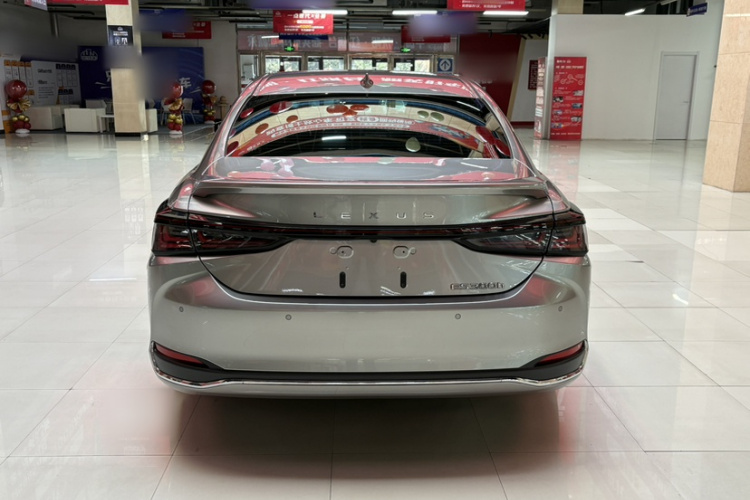 雷克萨斯ES 2025款 300h 臻享版车身外观6006