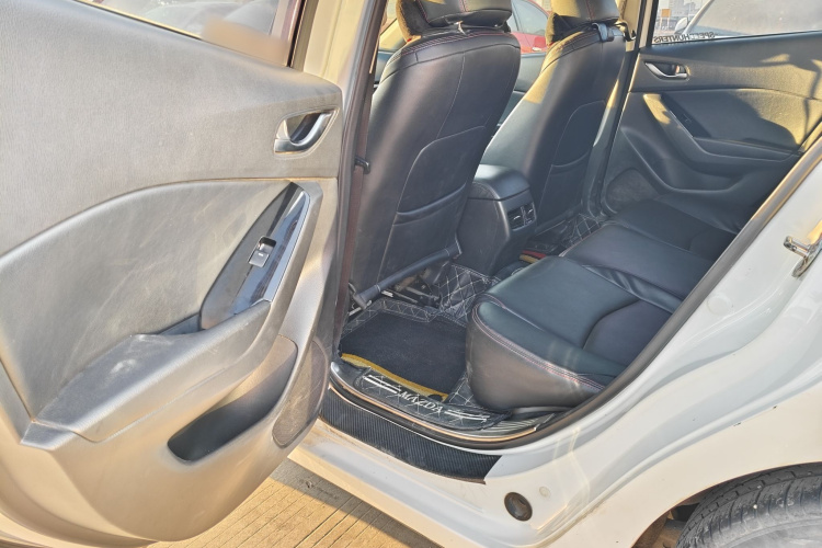 马自达3 昂克赛拉 2017款 三厢 1.5L 自动豪华型 国V中控内饰7004