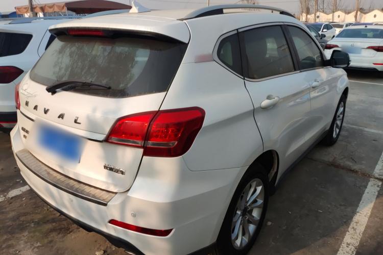 哈弗H2 2017款 红标 1.5T 手动两驱精英型车身外观7