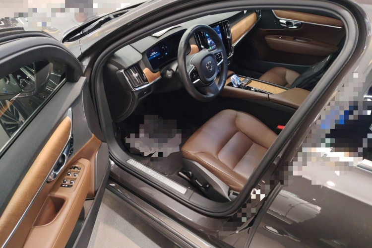 沃尔沃S90 2023款 B5 智逸豪华版中控内饰20