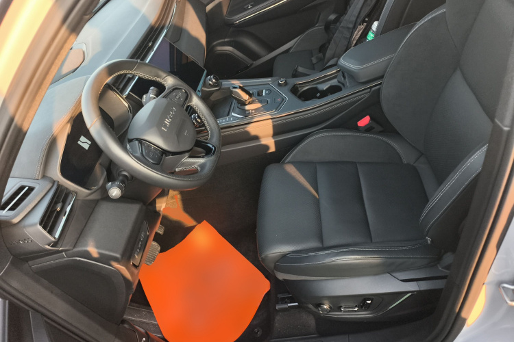 领克01 2023款 1.5TD EM-F PM中控内饰19