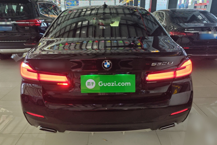 宝马5系 2022款 530Li 领先型 M运动套装车身外观6004