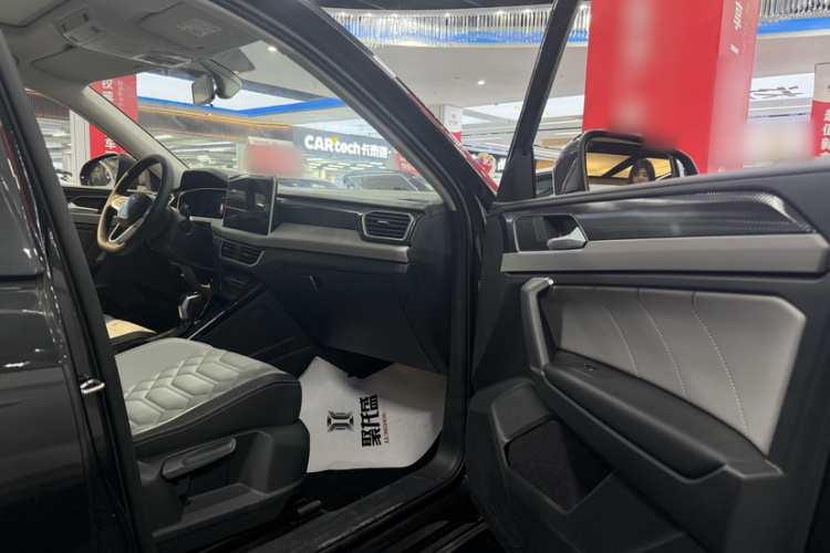 大众 探岳 2025款 众享款 300TSI中控内饰7009