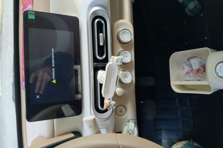 五菱汽车 宏光MINIEV 2024款 第三代 215km 进阶版局部细节16