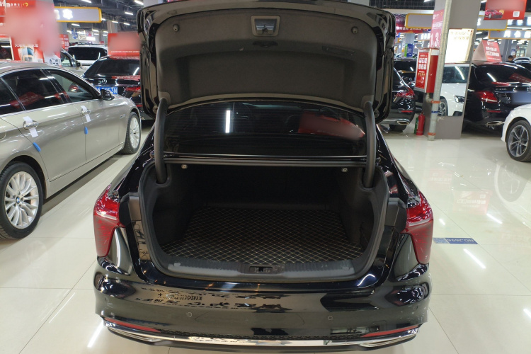 红旗H5 2024款 2.0T 自动智联旗畅版局部细节23