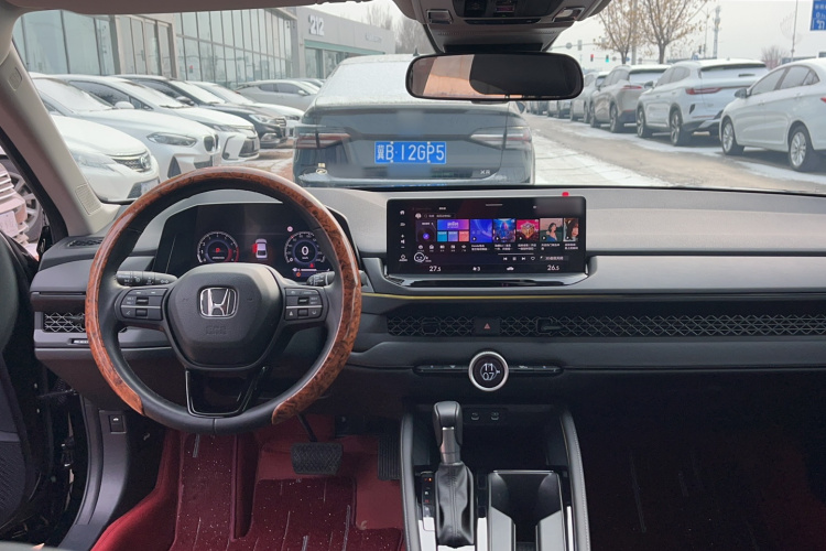 本田 雅阁 2024款 260TURBO 豪华版中控内饰7003