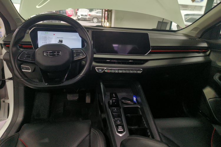 吉利汽车 2022款 缤瑞COOL 1.5T DCT电掣版中控内饰12