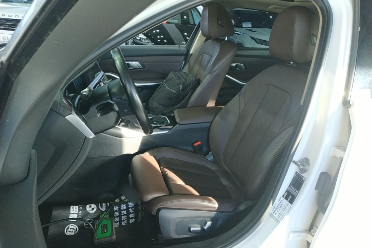 宝马3系 2022款 改款 320Li M运动套装局部细节19