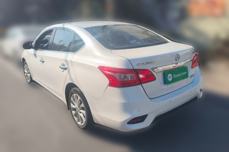 日产 轩逸 2018款 1.6XV CVT尊享版车身外观5