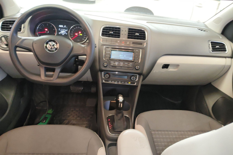 大众 Polo 2014款 1.6L 自动舒适版中控内饰7002