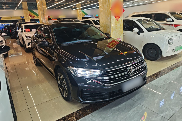 大众 速腾 2023款 300TSI DSG超越版车身外观3