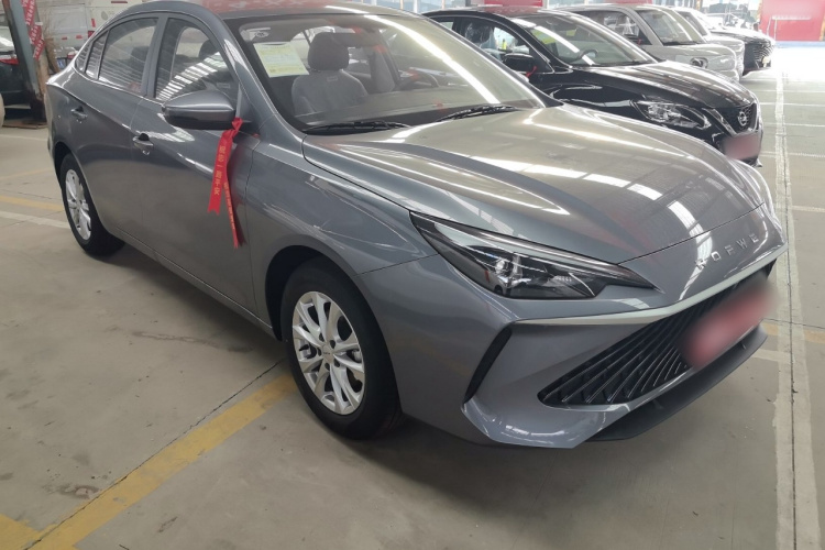 荣威i5 2026款 1.5L CVT豪华版车身外观6002