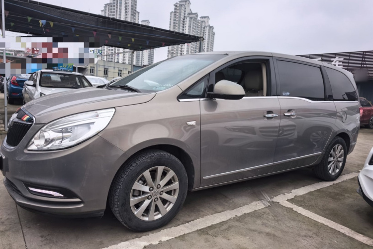 别克GL8 2017款 25S 豪华型 国V车身外观4