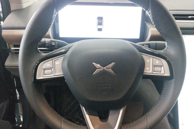 小鹏P5 2022款 460E+中控内饰13