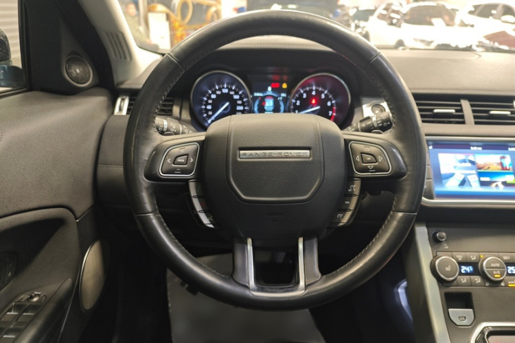 路虎 揽胜极光 2017款 2.0T SE 智耀版局部细节13