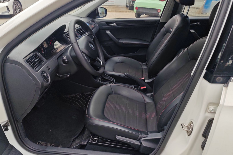 斯柯达 昕动 2016款 1.6L 自动智行版中控内饰19