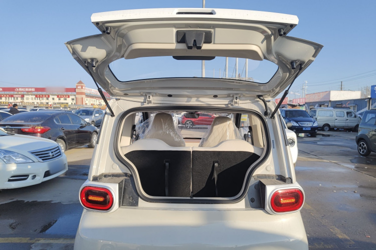 五菱汽车 宏光MINIEV 2024款 第三代 215km 青春版局部细节23