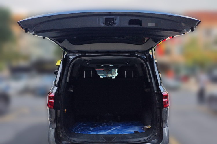 上汽大通MAXUS 大通G20 2021款 改款 PLUS 2.0T 汽油自动豪华版局部细节23