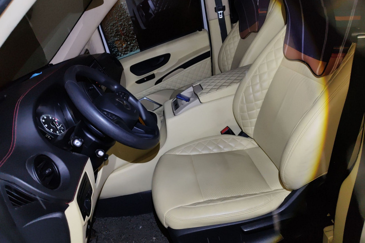 奔驰 威霆 2016款 2.0T 精英版中控内饰19