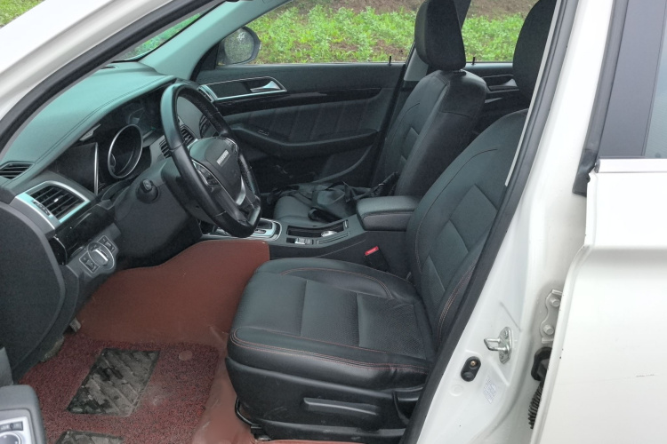 猎豹汽车 猎豹CS10 2017款 2.0T 自动豪华型局部细节19