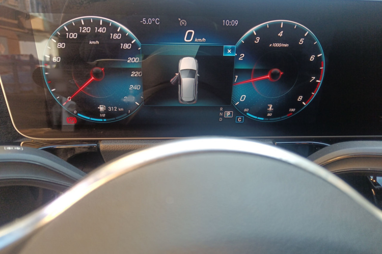 奔驰B级 2020款 B 200 动感型局部细节14