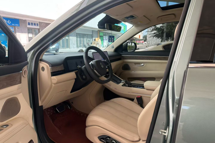 鸿蒙智行 问界M7 2022款 1.5T 后驱舒适版中控内饰7002