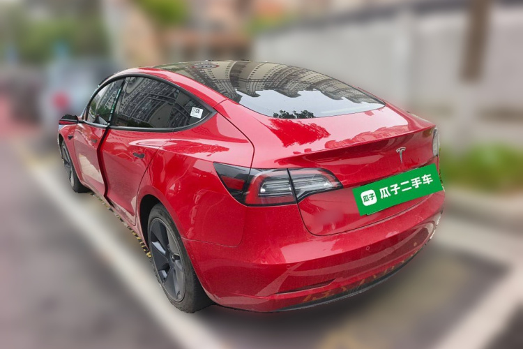 特斯拉 Model 3 2022款 后轮驱动版车身外观5
