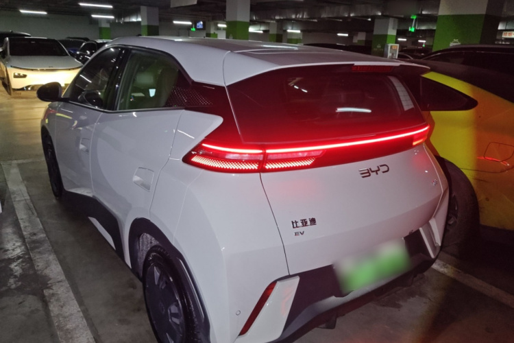 比亚迪 海鸥 2025款 305km 活力版车身外观4