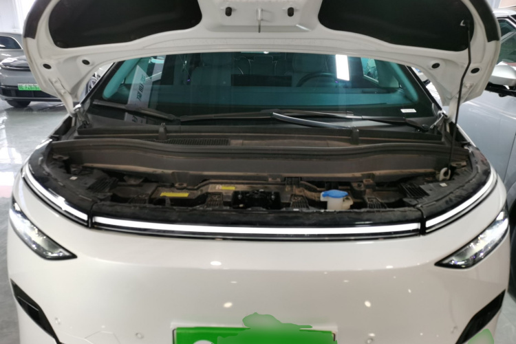 小鹏X9 2024款 702超长续航Pro机舱底盘24