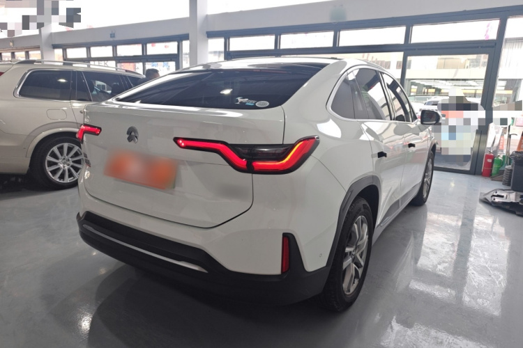 蔚来EC6 2020款 440KM 性能版车身外观7