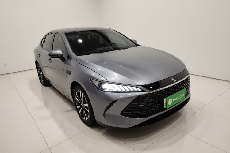 比亚迪 秦PLUS 2025款 DM-i 智驾版 55KM超越型车身外观3