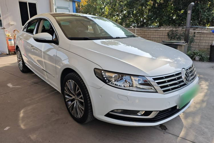 一汽-大众CC 2015款 2.0TSI 至尊型车身外观3