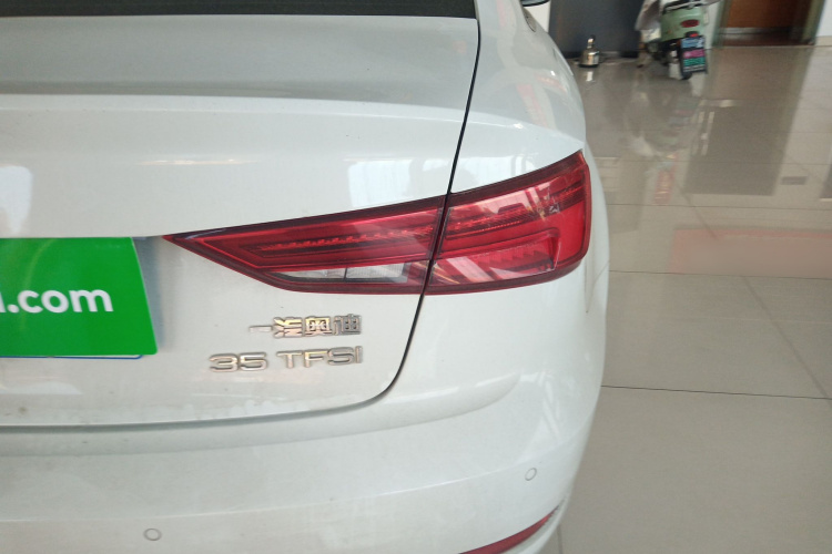奥迪A3 2019款 Limousine 35 TFSI 进取型 国VI车身外观9