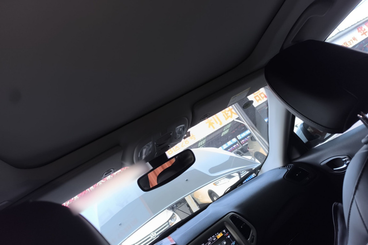 Jeep 指南者 2017款 200T 自动家享版局部细节22