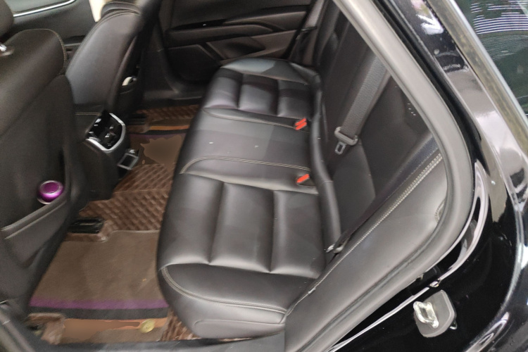 凯迪拉克XTS 2018款 28T 技术型中控内饰21