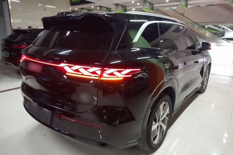 比亚迪 唐L 2025款 DM 215KM激光雷达旗舰型车身外观6005