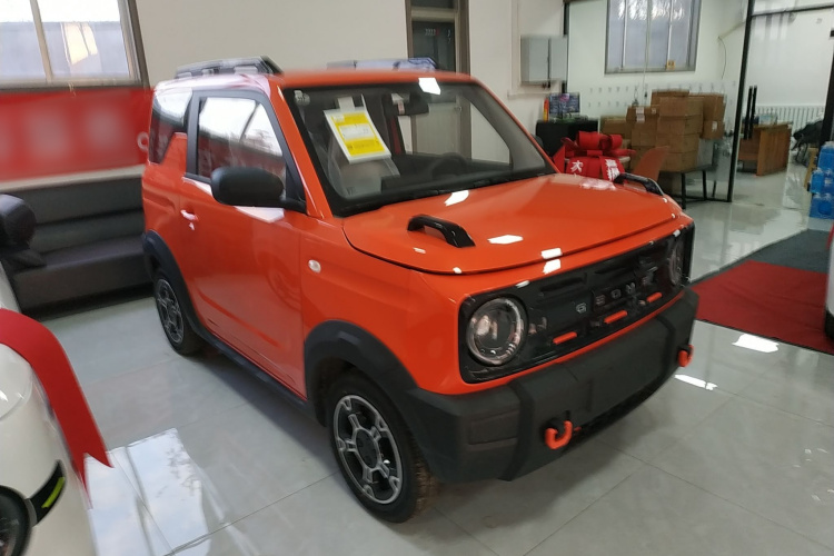 吉利银河 2025款 210km 熊猫骑士车身外观3