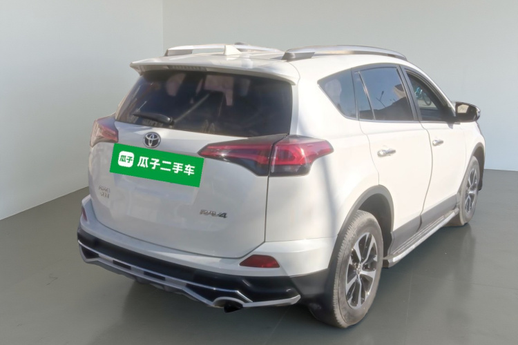 丰田 RAV4荣放 2016款 2.0L CVT两驱智尚版 国V车身外观7