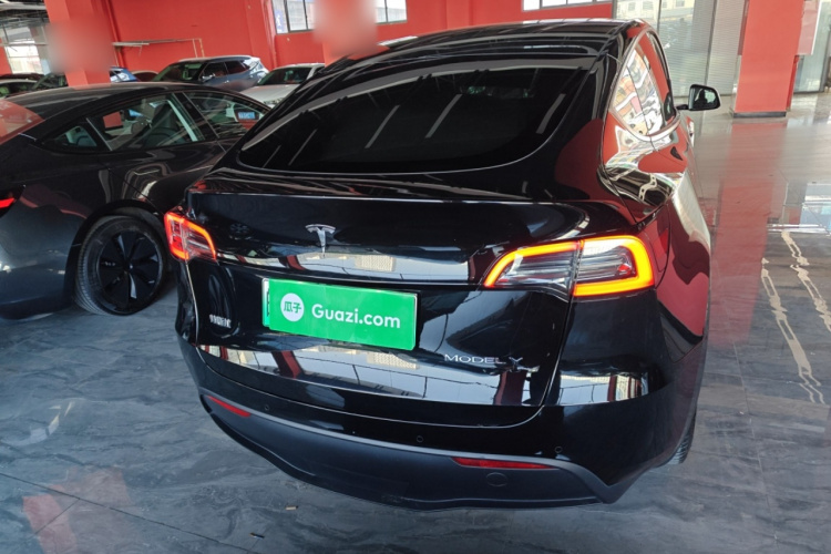 特斯拉 Model Y 2022款 改款 后轮驱动版车身外观6004