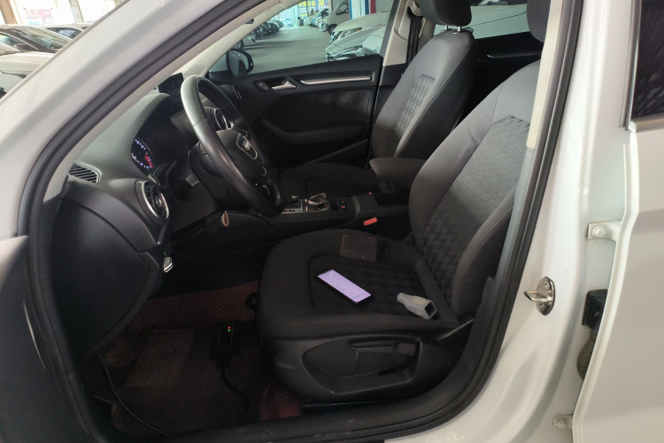 奥迪A3 2014款 Limousine 35 TFSI 自动进取型局部细节19