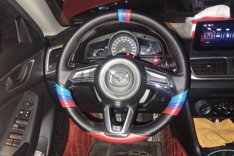 马自达3 昂克赛拉 2017款 三厢 1.5L 手动舒适型 国V中控内饰13