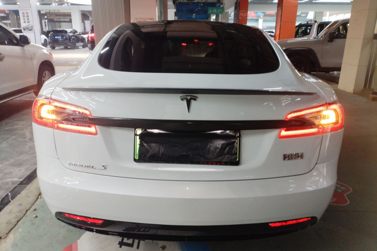 特斯拉 Model S 2020款 长续航升级版车身外观6