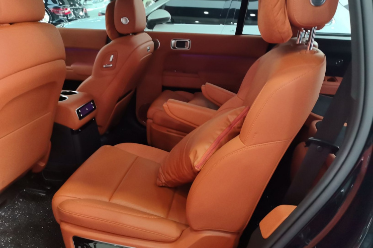 理想汽车 理想L9 2024款 Ultra中控内饰21