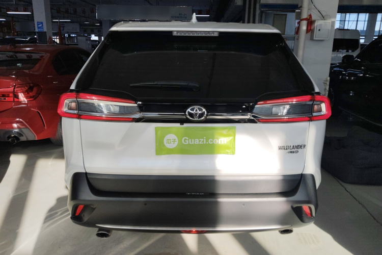 丰田 威兰达 2022款 2.0L CVT四驱豪华PLUS版车身外观6