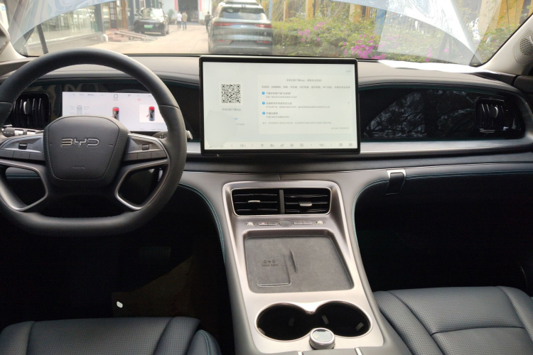 比亚迪 海狮07 DM-i 2025款 150 领航+版中控内饰7002