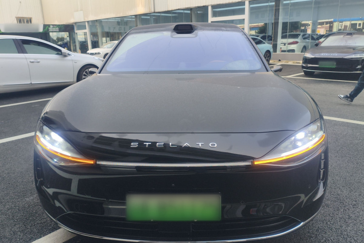 鸿蒙智行 享界S9 2024款 纯电 Ultra 四驱旗舰版车身外观2