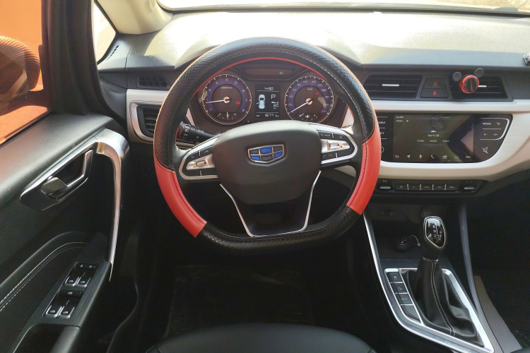 吉利汽车 远景X3 2020款 1.5L CVT尊贵型中控内饰13